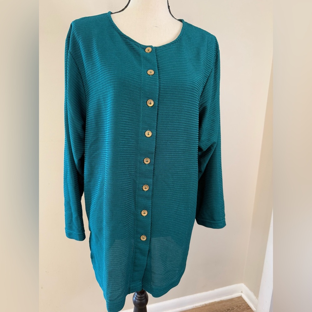 Donkenny Classics textured ribbed tunic top vibrant green cream button front LG